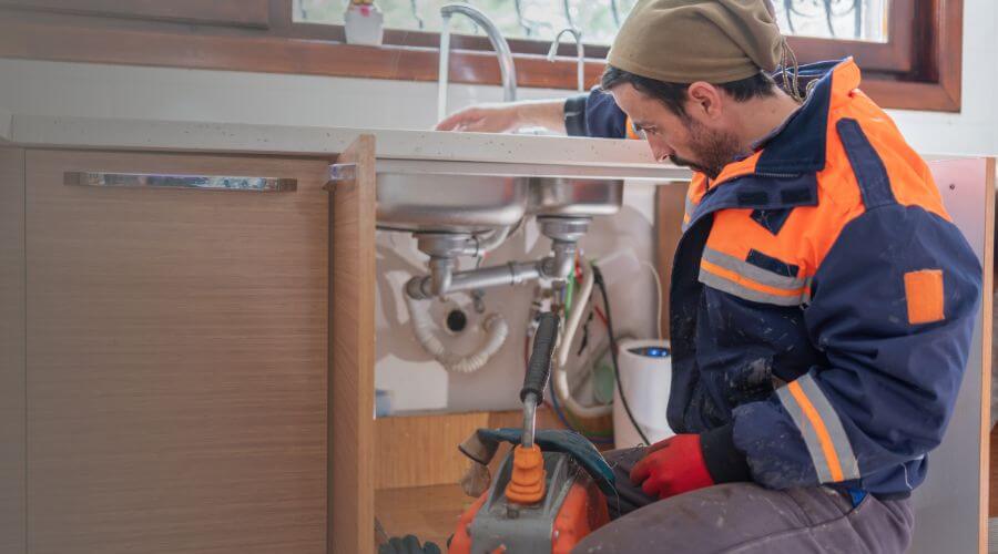 Expert burst pipe repair services in Strawberry, AR